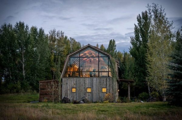 Rustic Barn Compound Rustic Country Barn is Now an Incredible Dream Home