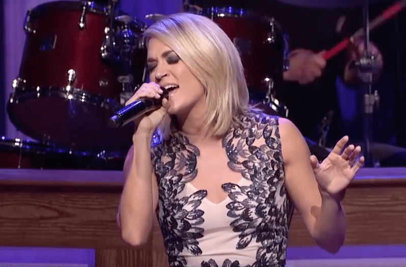Carrie Underwood Dirty Laundry