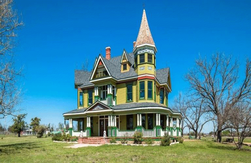 victorian home in Texas