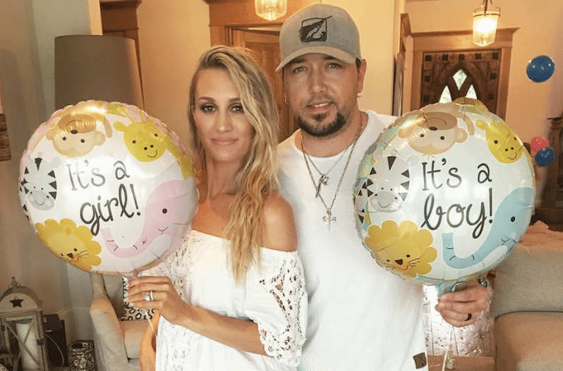 Jason Aldean and wife Brittany
