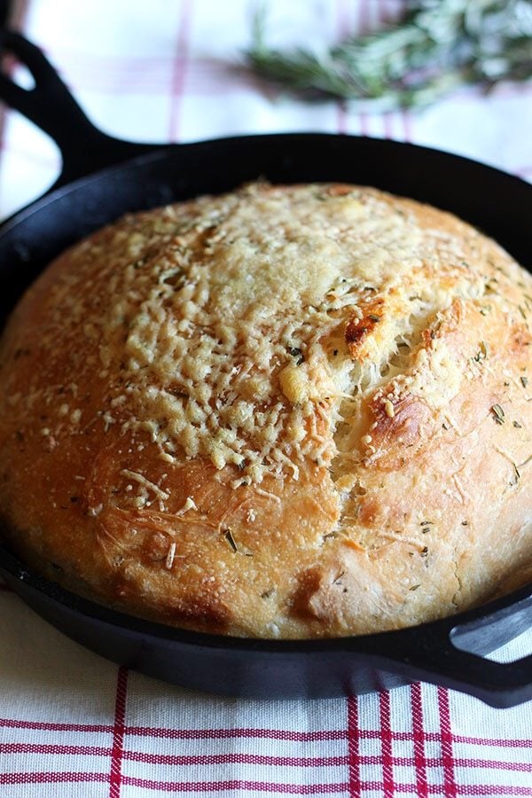 Cast-Iron-Skillet-Bread