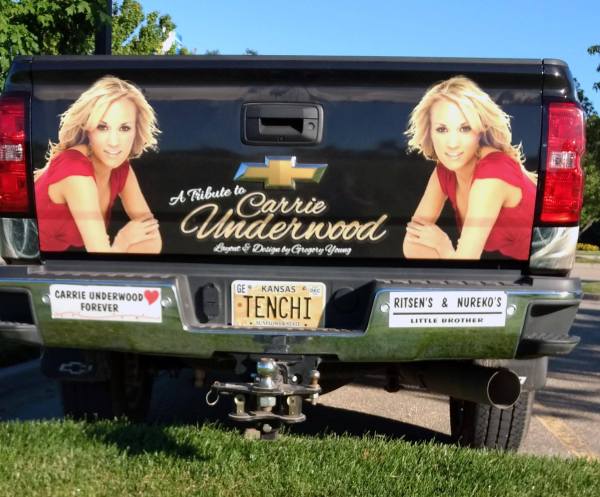 Carrie Underwood truck