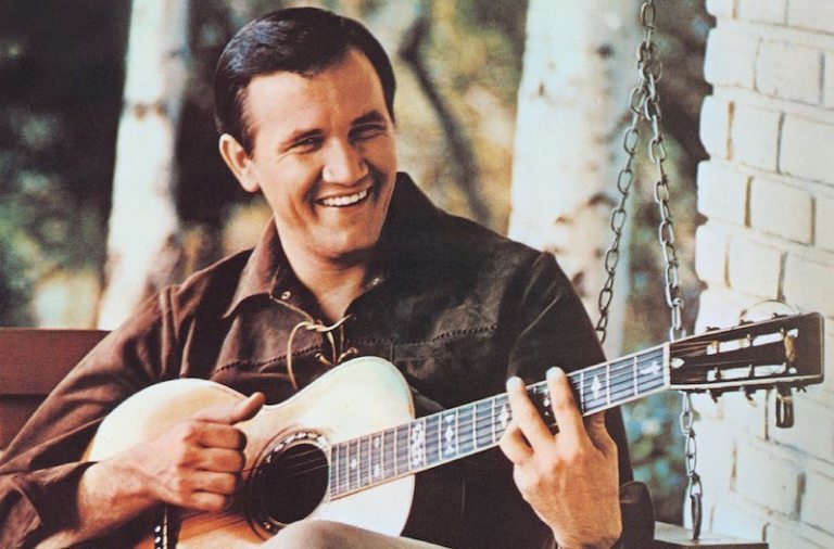 30 Best Country Singers of All Time, Ranked by Wide Open Country