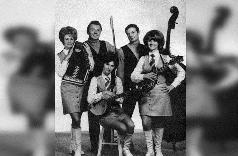 Patsy Stoneman Meet Second Generation Country Music Innovators the Stoneman Sisters