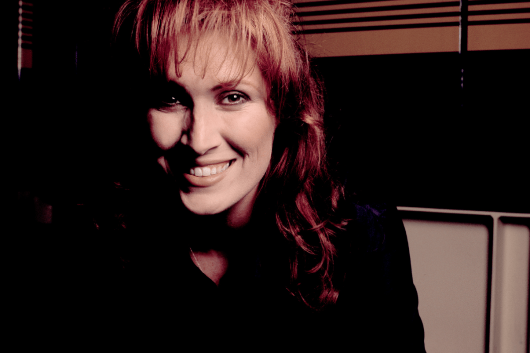 'Heads Carolina, Tails California' Jo Dee Messina's Road Trip Anthem