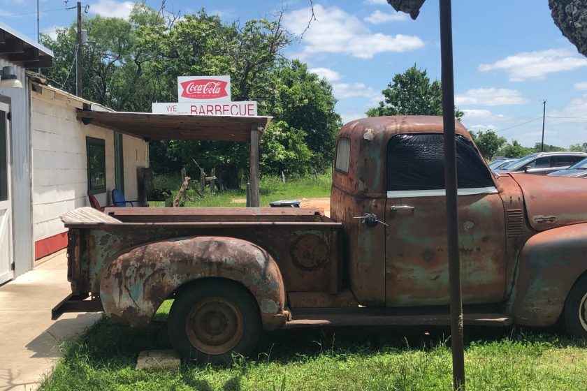 Texas Chainsaw Massacre BBQ Rental (1)