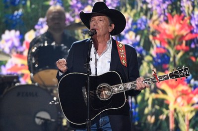 George Strait Praises 'God and Country Music' at 2019 ACM Awards