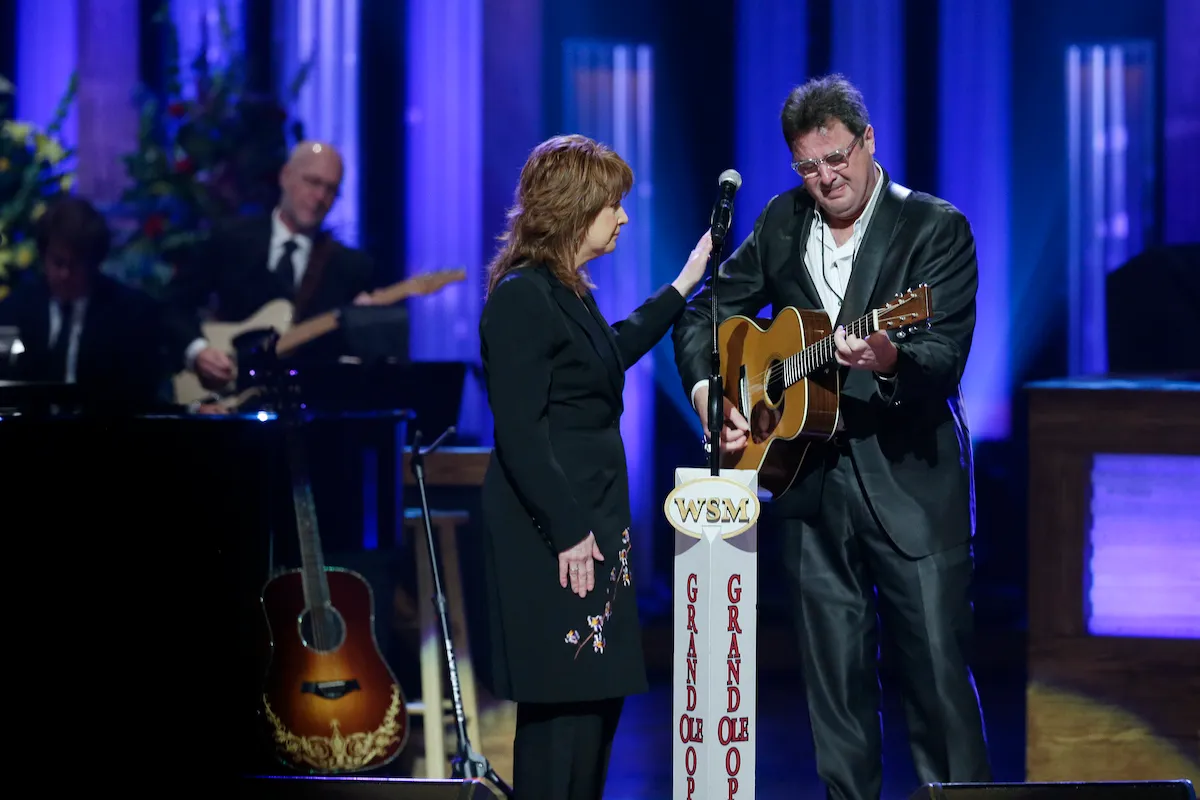 Flashback: Vince Gill's Reduced to Tears During Emotional Performance at George Jones' Funeral