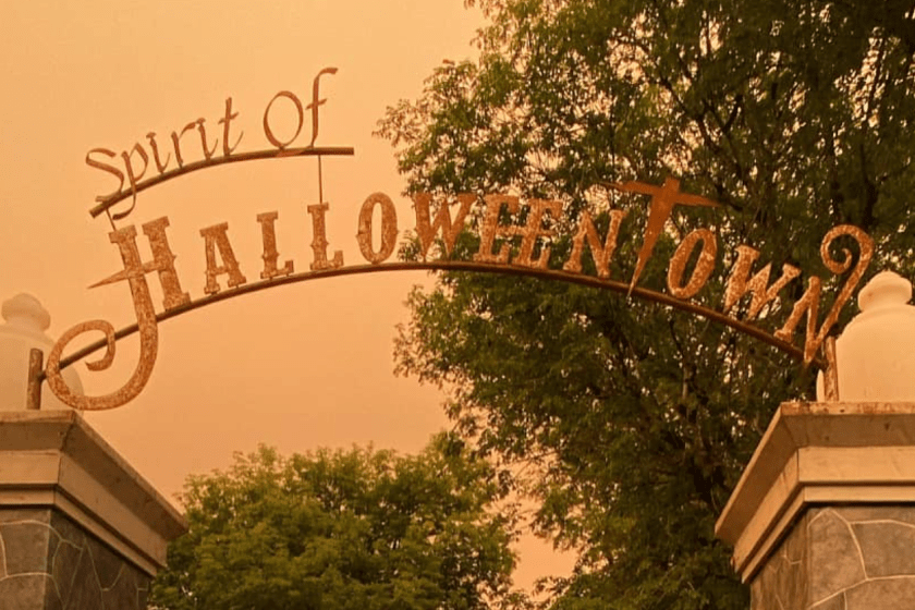 Spirit of Halloweentown sign in St. Helens