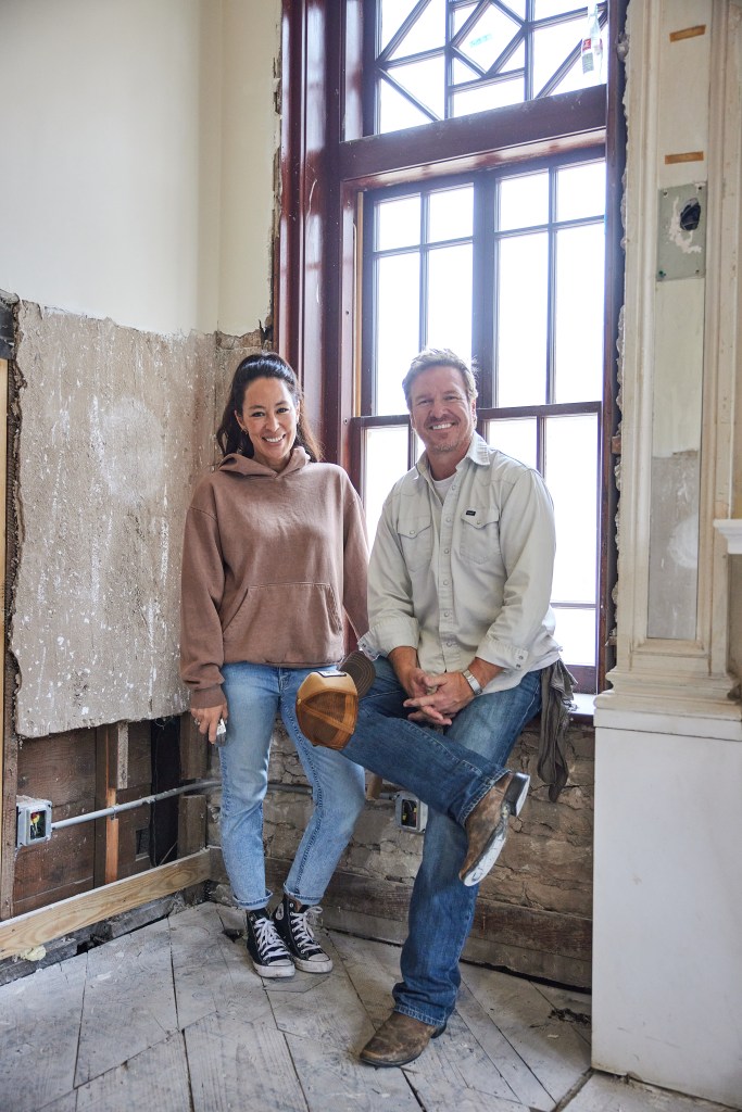 Hosts Chip and Joanna Gaines pick out floor stains and fit imported furnace, as seen on Fixer Upper: The Castle. 