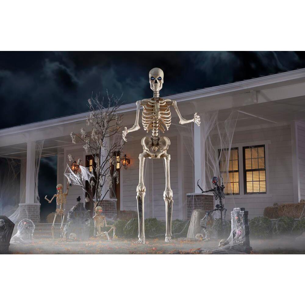 12 ft. Giant-Sized Skeleton with LifeEyes