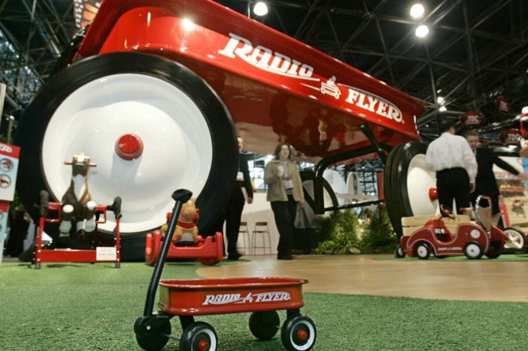 Radio Flyer: How the Little Red Wagon Became a Classic American Toy