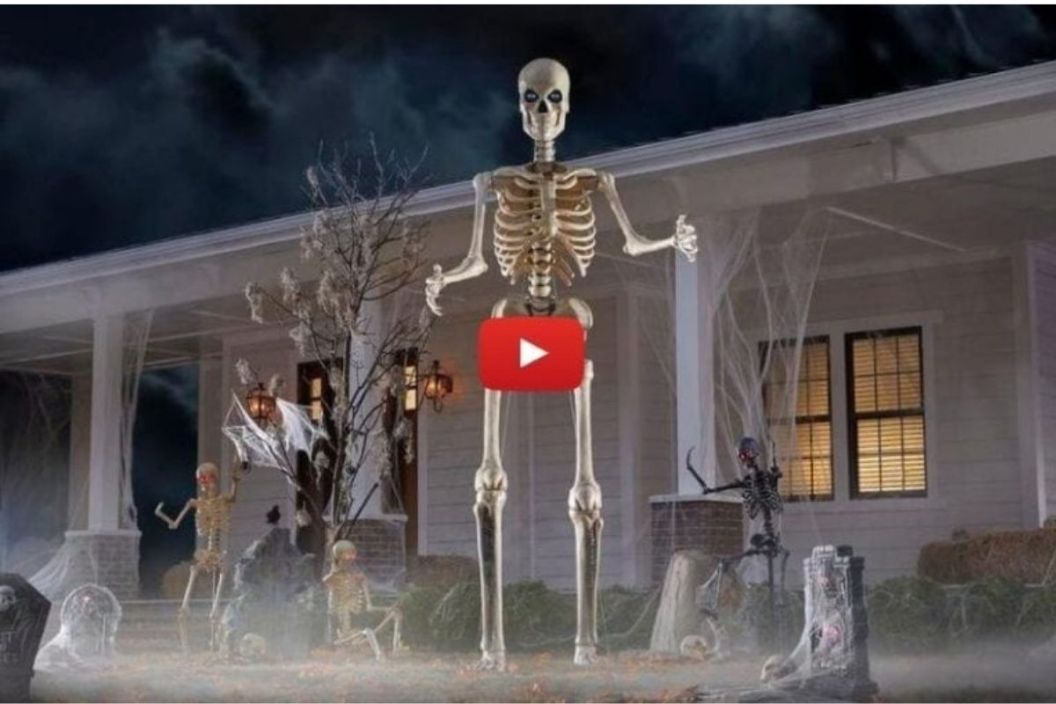 12 foot giant skeleton