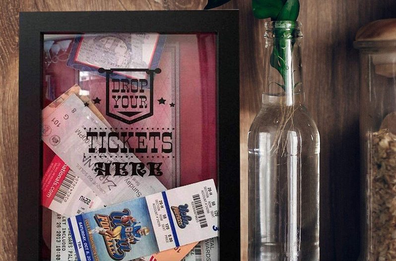 Display Concert Tickets