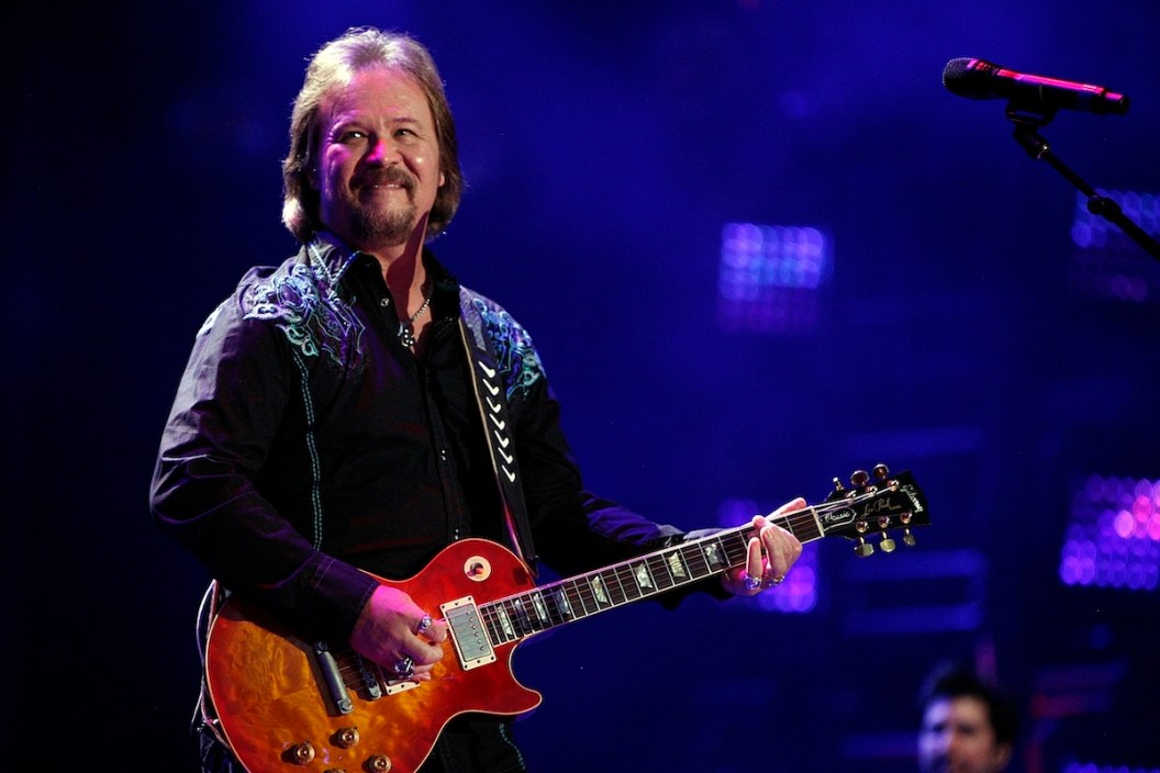 Travis Tritt Ghost Town Nation