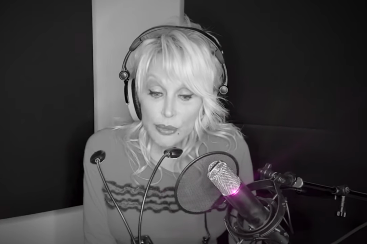 Dolly Parton pink song