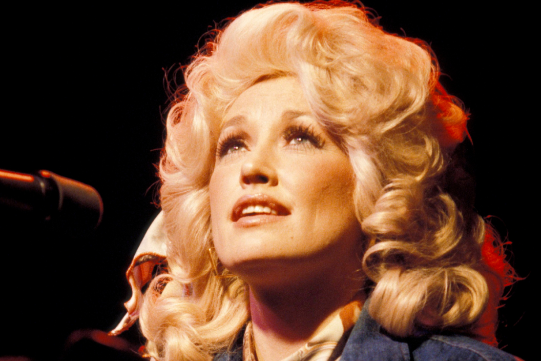 A live shot from the 1970s of "Coat of Many Colors" singer-songwriter Dolly Parton