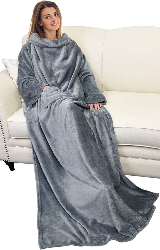 Catalonia Wearable Blanket with Sleeves and Pocket, Soft Fleece Mink Micro Plush Wrap Throws Blanket Robe for Women and Men 73