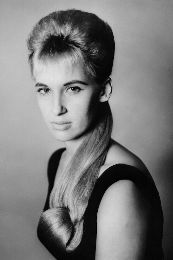 Country artist Tammy Wynette poses for a portrait in circa 1967.
