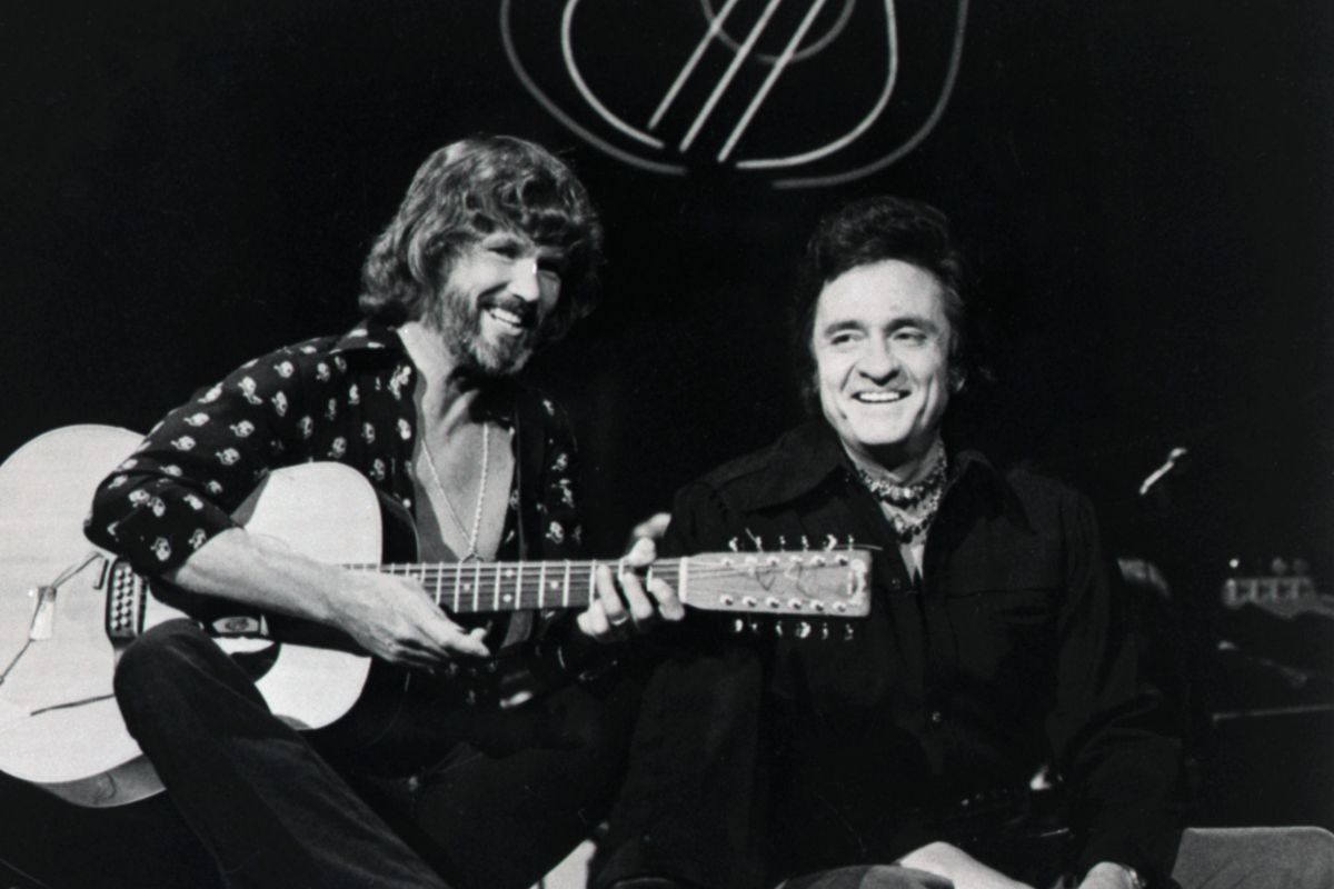 Sunday Morning Coming Down': The Story Behind This Sad Country Hit