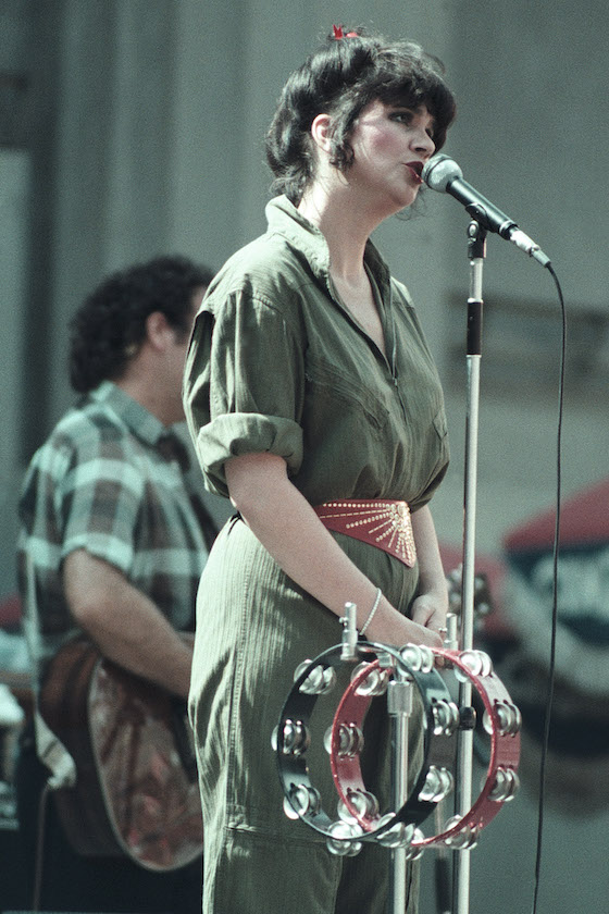 Linda Ronstadt performing at the Greek Theater in Berkeley, Calif. June 1984. 