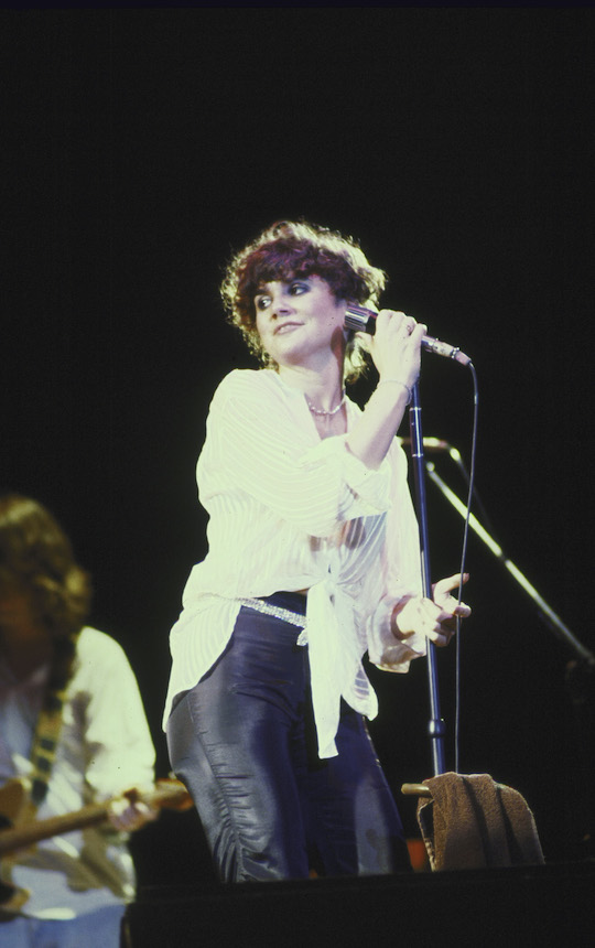American singer Linda Ronstadt performs on stage, 1970s.