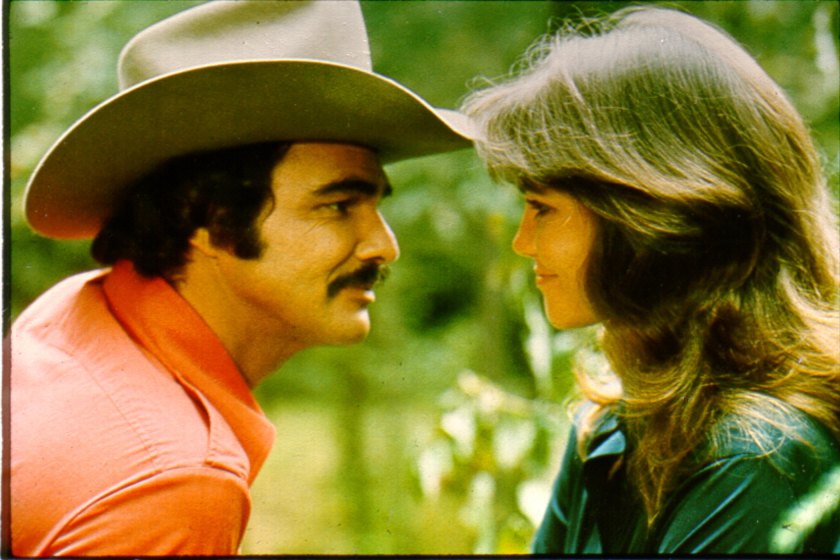 1977:  Actors Burt Reynolds and Sally Field in the film 'Smokey and the Bandit'.