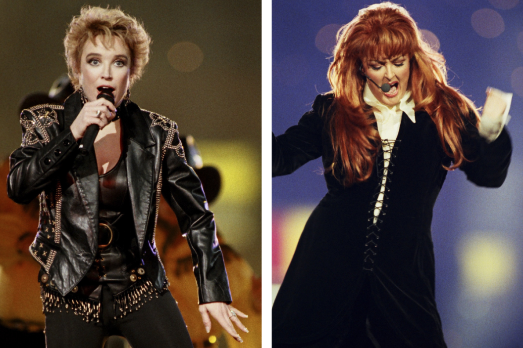 Country singer Tanya Tucker performs during the half-time show at the 1994 Atlanta, Georgia, Superbowl XXVII football game at the Georgia Dome. (Photo by George Rose/Getty Images)/ Country singer Wynonna Judd performs during the half-time show at the 1994 Atlanta, Georgia, Superbowl XXVII football game at the Georgia Dome. (Photo by George Rose/Getty Images)