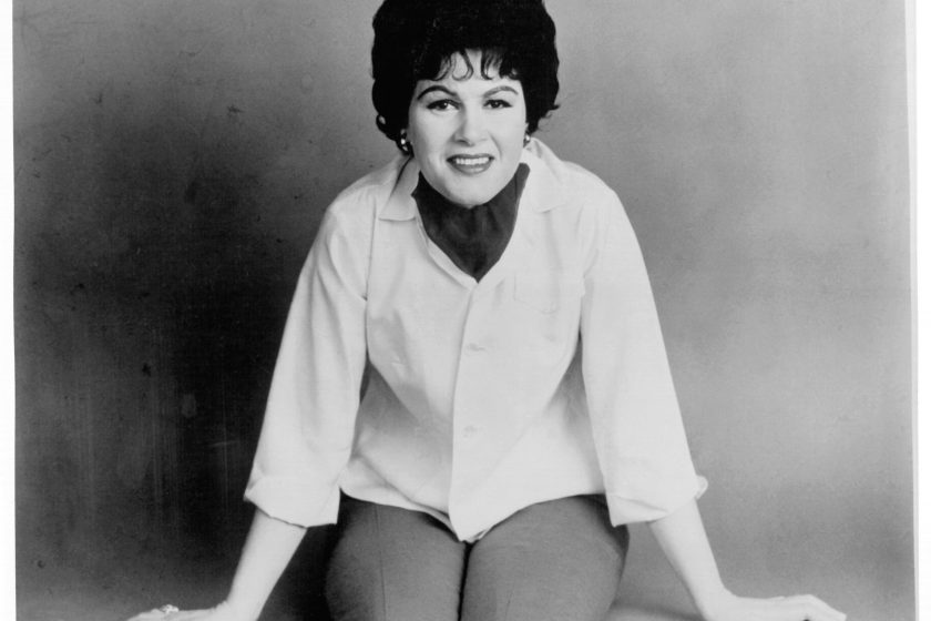 Patsy Cline poses for a press shot.
