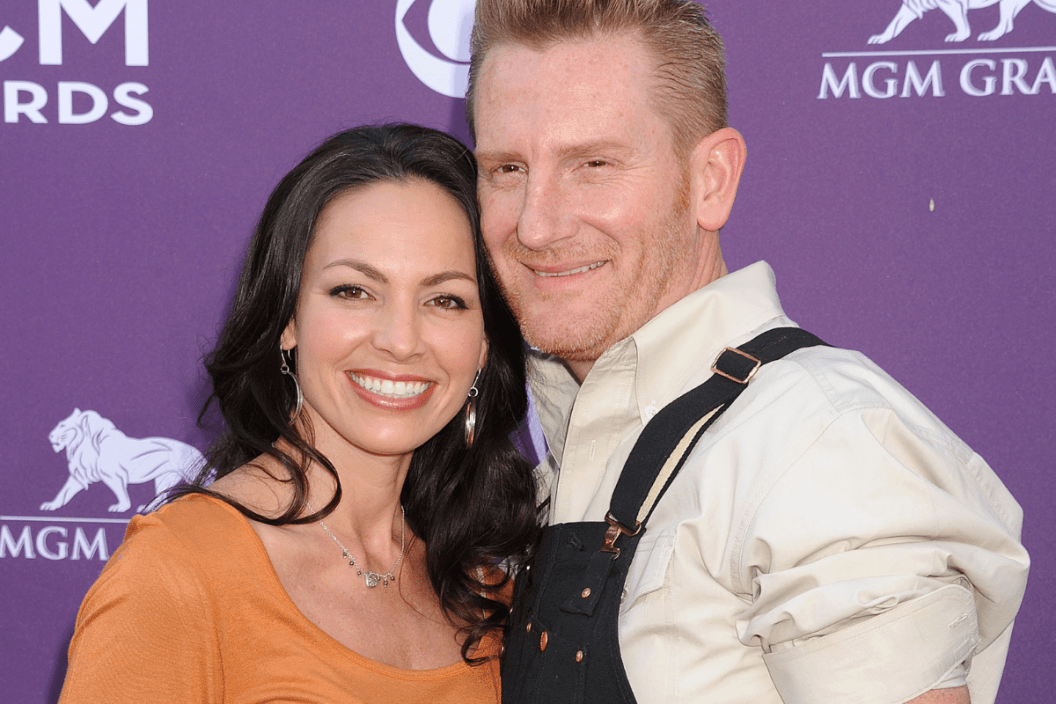 Rory Lee Feek and Joey Martin Feek arrives at the 48th Annual Academy of Country Music Awards at the MGM Grand Garden Arena on April 7, 2013 in Las Vegas, Nevada.