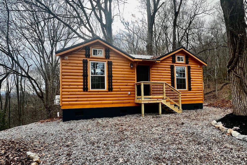 Image from Amish Made Cabins of its custom 14x30 Kentuckian modular cabin 