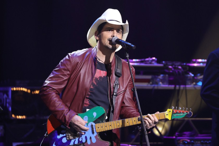 Brad Paisley attends the 2021 A Funny Thing Happened On The Way To Cure Parkinson's gala on October 23, 2021 in New York City.