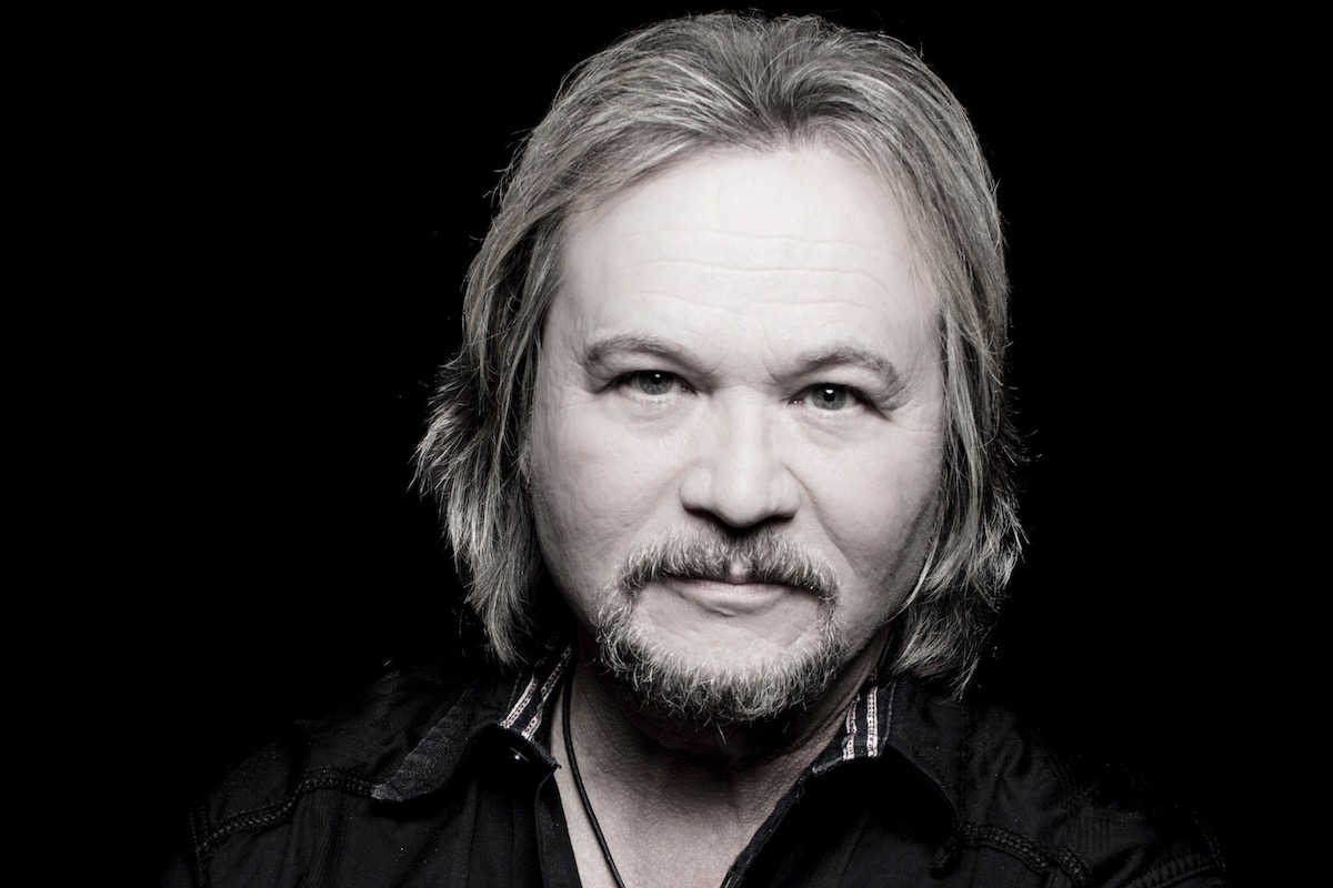 Travis Tritt Worked With Some of Today's Brightest Talents For New Album  'Set in Stone