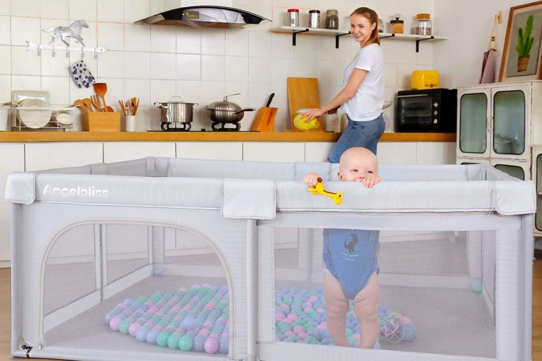 baby play yard
