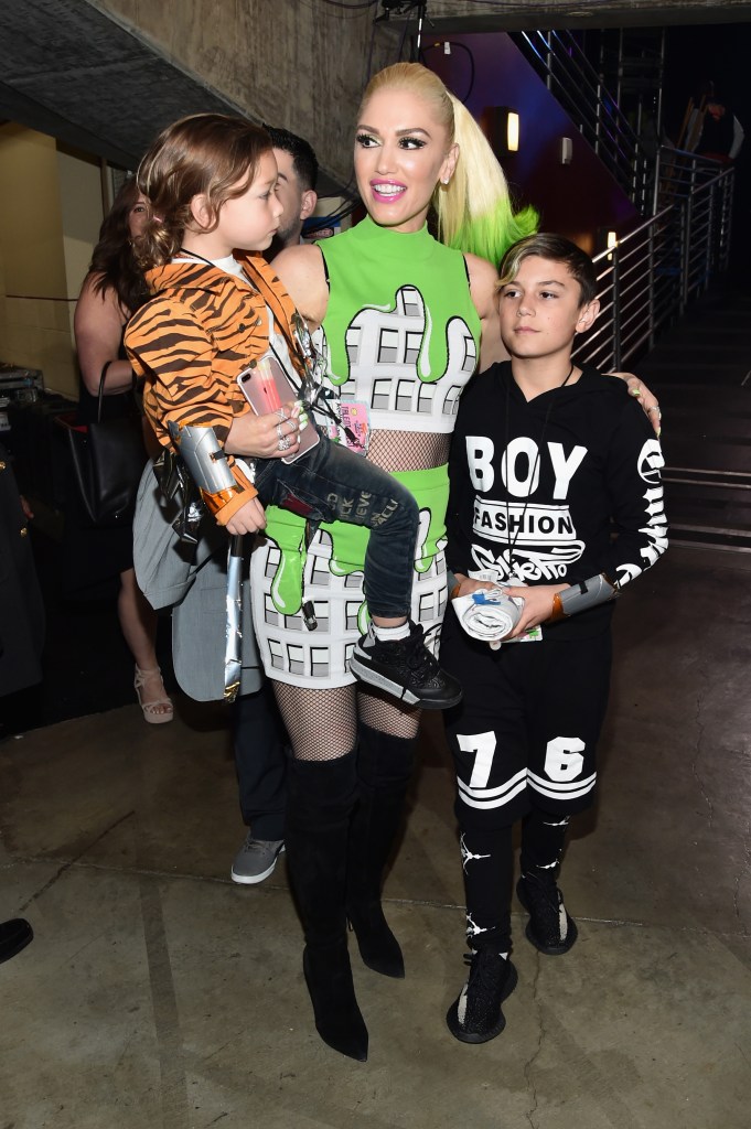 Singer Gwen Stefani backstage at Nickelodeon's 2017 Kids' Choice Awards at USC Galen Center on March 11, 2017 in Los Angeles, California.
