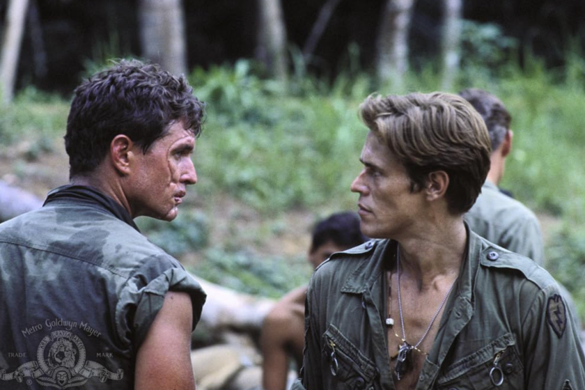 Tom Berenger and Willem Dafoe in Platoon (1986)