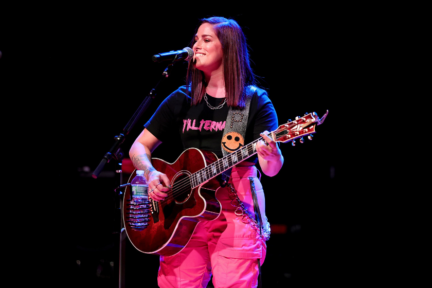 Cassadee Pope performs onstage during the Cassadee Pope Thrive Tour at Gramercy Theatre on March 22, 2022 in New York City