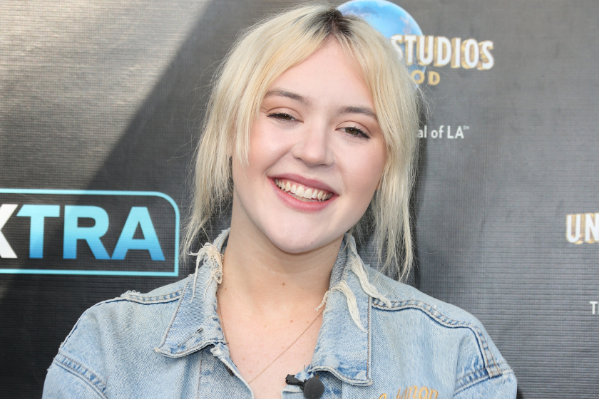 Singer / TV Personality Chloe Kohanski visits "Extra" at Universal Studios Hollywood on December 20, 2017 in Universal City, California