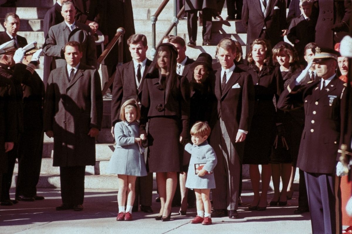 Jackie Kennedy's iconic suit to remain hidden until 2103