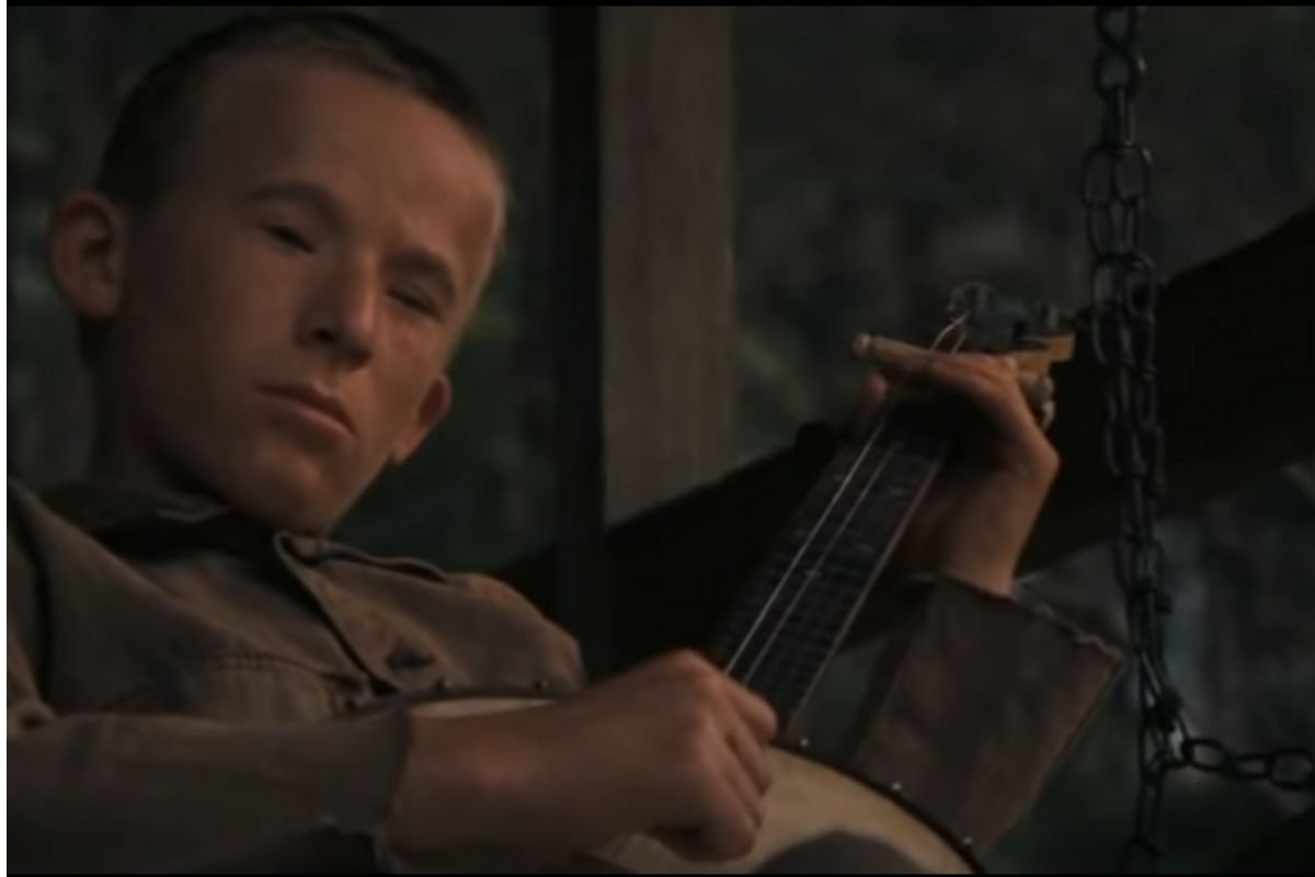 A Look Back at ‘Deliverance’s’ Iconic ‘Dueling Banjos’ Scene - Wide ...
