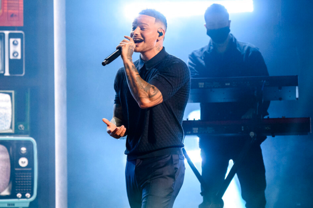 Kane B Rapper Kane Brown is Only Country Artist to Receive 2021 MTV VMA Nomination