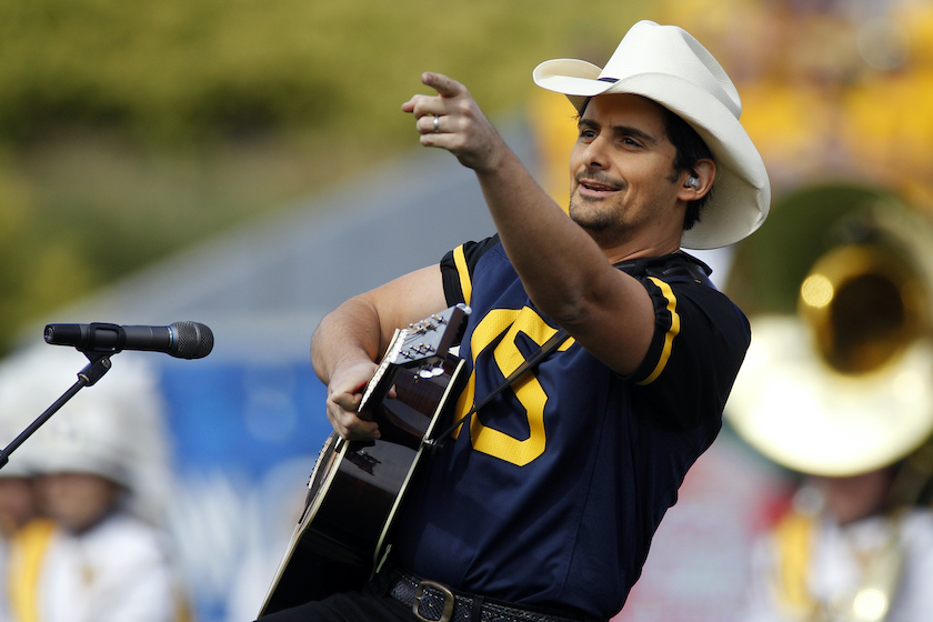 MORGANTOWN, WV - SEPTEMBER 26: Brad Paisley performs before the game between the West Virginia Mountaineers and the Maryland Terrapins on September 26, 2015 at Mountaineer Field in Morgantown, West Virginia. 