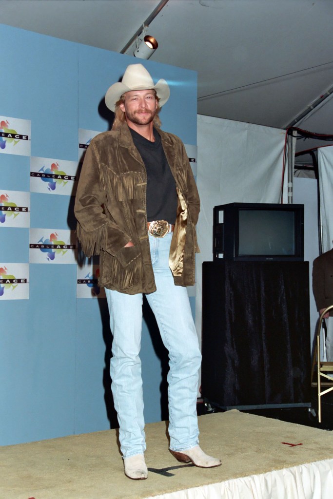 Alan Jackson during 1994 Cable Ace Awards in Los Angeles, California, United States.