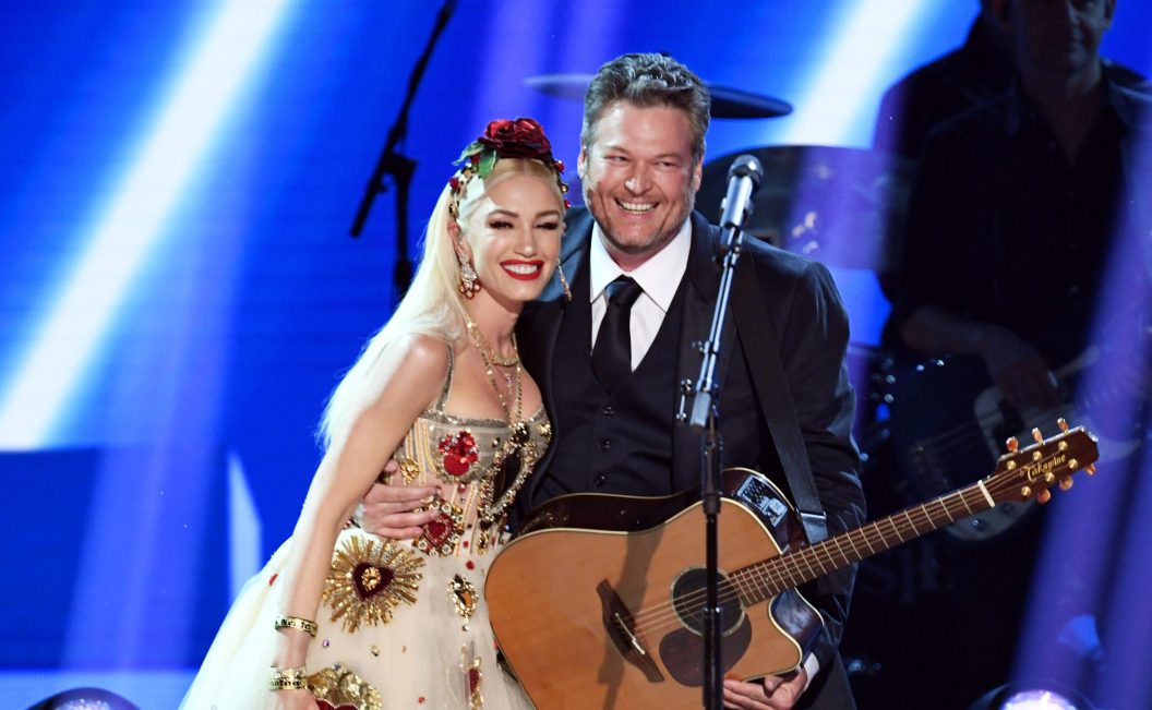 LOS ANGELES, CALIFORNIA - JANUARY 26: (L-R) Gwen Stefani and Blake Shelton perform onstage during the 62nd Annual GRAMMY Awards at STAPLES Center on January 26, 2020 in Los Angeles, California.