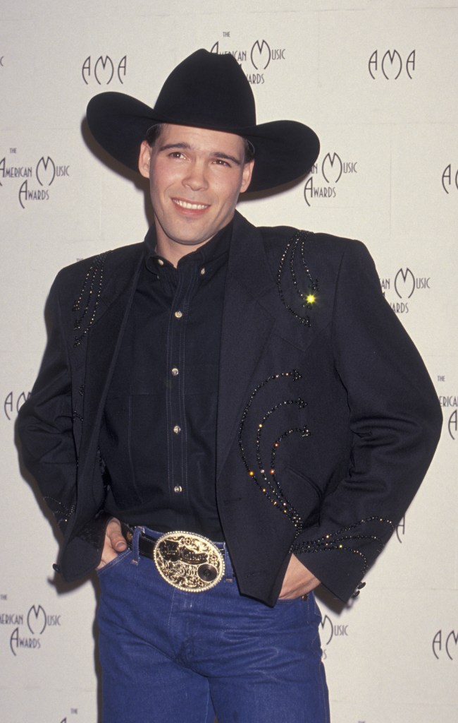 LOS ANGELES, CA - FEBRUARY 7: Clay Walker attends 21st Annual American Music Awards on February 7, 1994 at the Shrine Auditorium in Los Angeles, California.