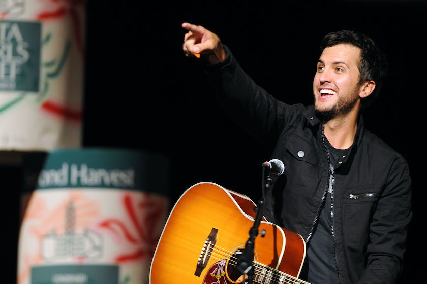 NASHVILLE, TN - SEPTEMBER 29: Singer/Songwriter Luke Bryan performs during the 5th annual Stars For Second Harvest concert at the Ryman Auditorium on September 29, 2009 in Nashville, Tennessee.