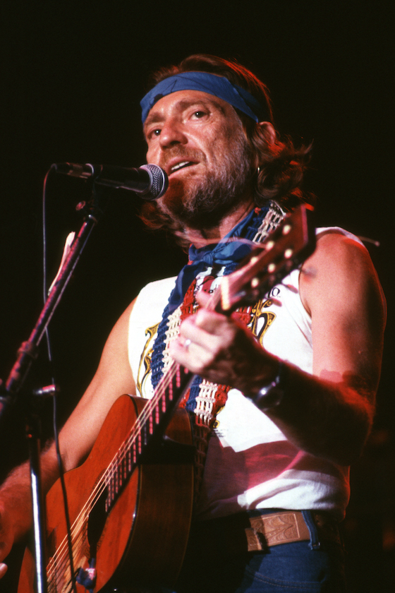 FEBRUARY 13: Country singer/songwriter Willie Nelson performs onstage on February 13, 1979. 