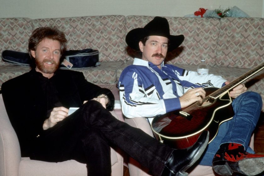 LAS VEGAS - DECEMBER 1994: Kix Brooks (L) and Ronnie Dunn (R) of the country music duo Brooks & Dunn relax backstage at Caesar's Palace in Las Vegas, Nevada in December, 1994.