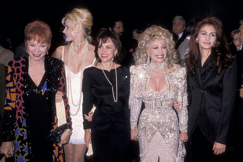 NEW YORK CITY - NOVEMBER 5: Actress Shirley MacLaine, actress Daryl Hannah, actress Sally Field, singer Dolly Parton and actress Julia Roberts attend the "Steel Magnolias" New York City Premiere on November 5, 1989 at the Ziegfeld Theater in New York City. 