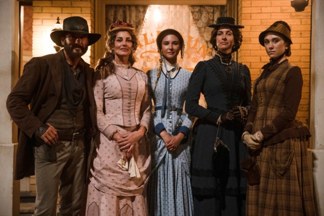 Tim McGraw as James, Faith Hill as Margaret and Isabel May as Elsa of the Paramount+ original series 1883